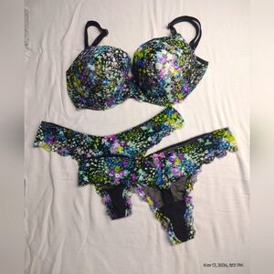 VS bra and panty set. Floral mesh push up style 34D. Thong panty size medium.